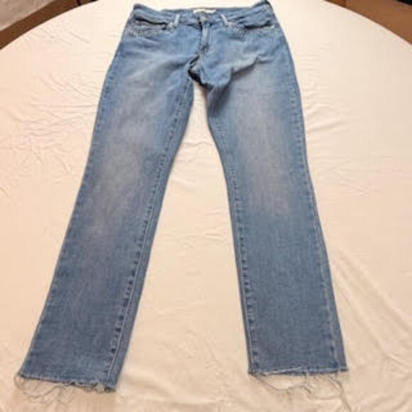 Distressed, Levi’s 711 Skinny Jeans | Grommet Detail Light Wash Raw Hem |Size 30 - Picture 2 of 10